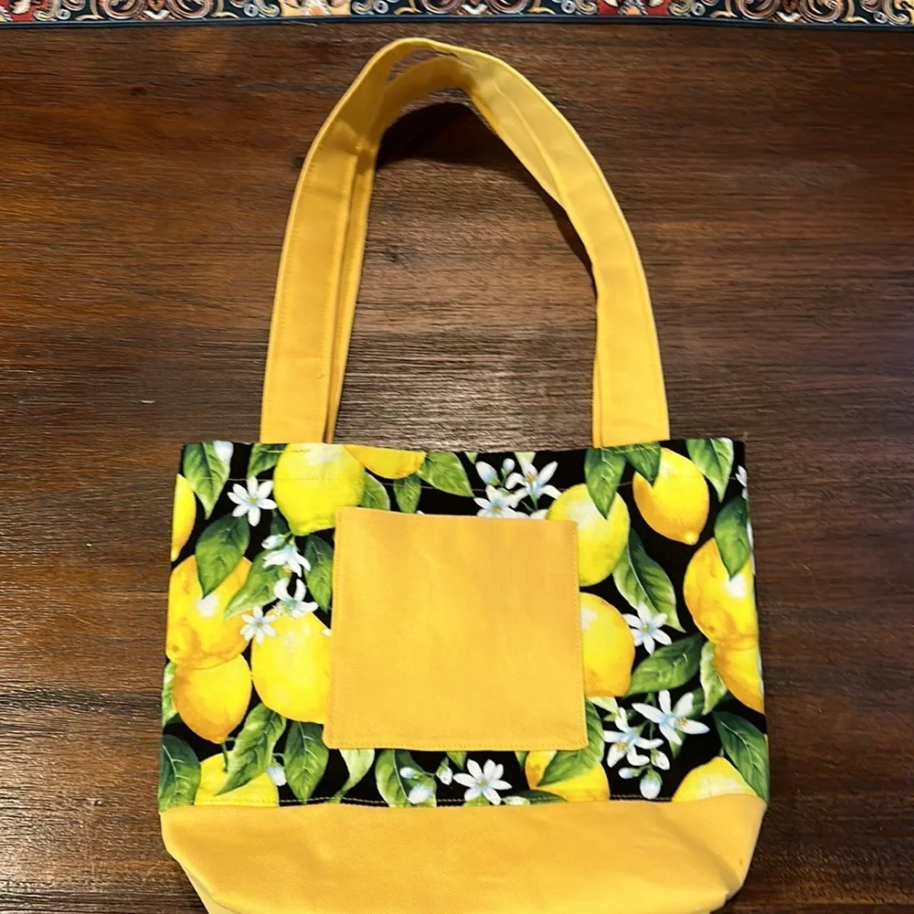 Low Start-Artisan Lemon Print Cotton and Canvas Tote